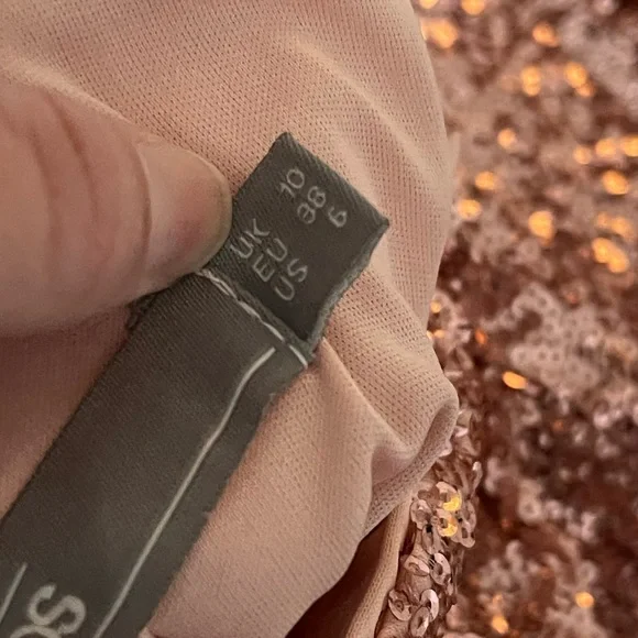 BNWT ROSE GOLD SEQUIN DRESS FROM ASOS - Picture 2 of 4